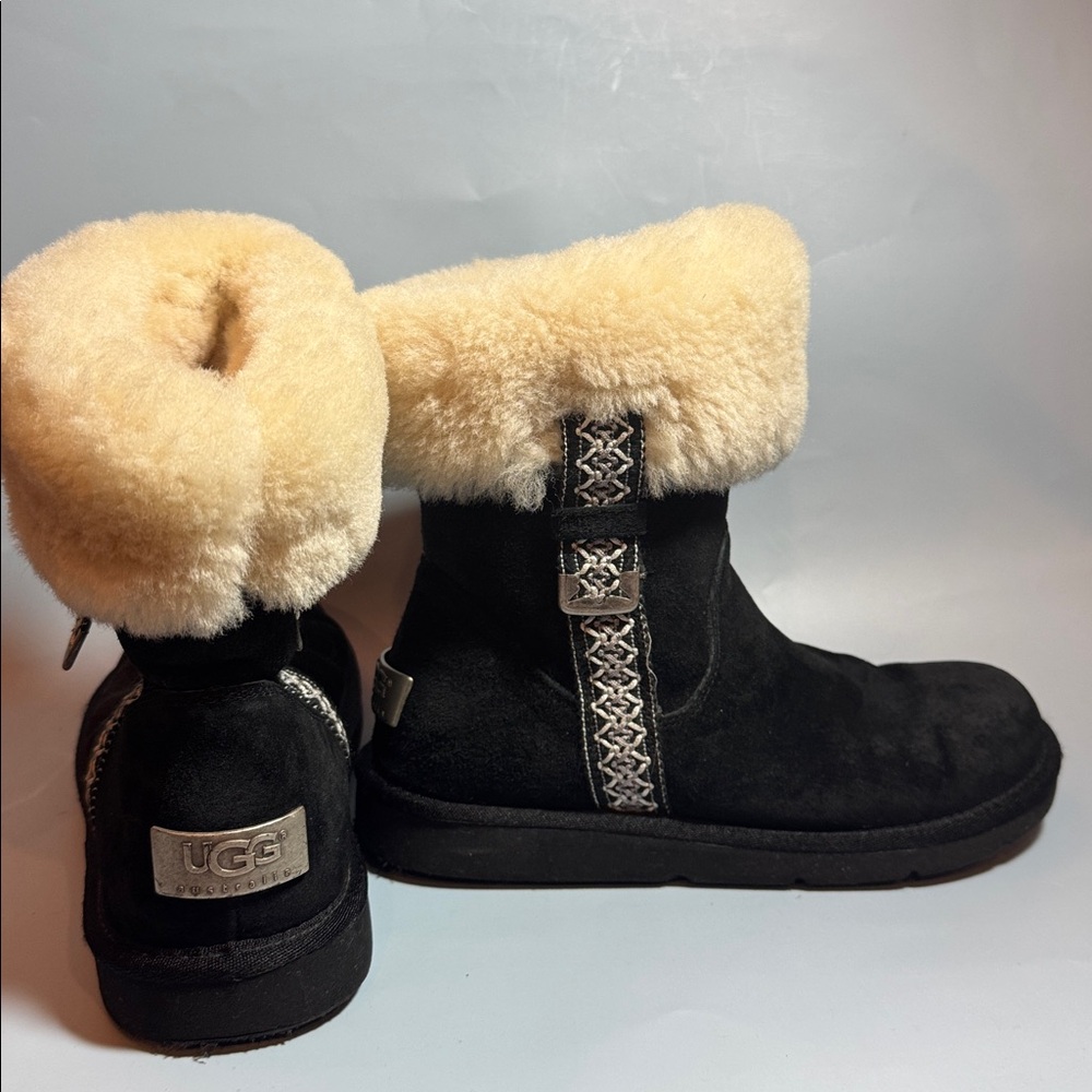 UGG‎ Australia Suede Boots Shearling Cuff Black Women's Size 6 Ex Condition